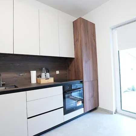 Luxury - Ic - Familienfreundliches I Stock
