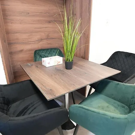 Luxury - Ic - Familienfreundliches I Stock Apartment *