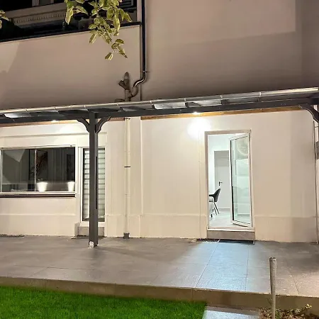 Luxury - Ic - Familienfreundliches 新维德